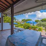 Lägenhetshotell Baia Delle Grazie Casa Morcone
