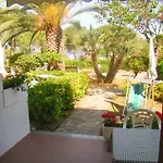 Lägenhetshotell Baia Delle Grazie