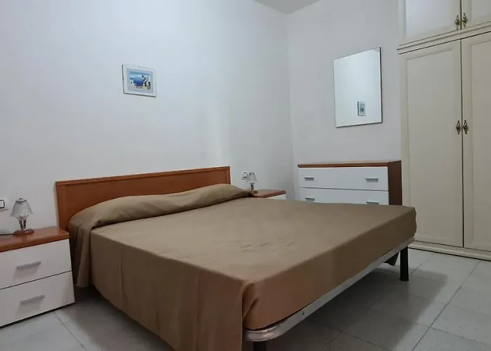 Baia Delle Grazie 4* Casa Morcone