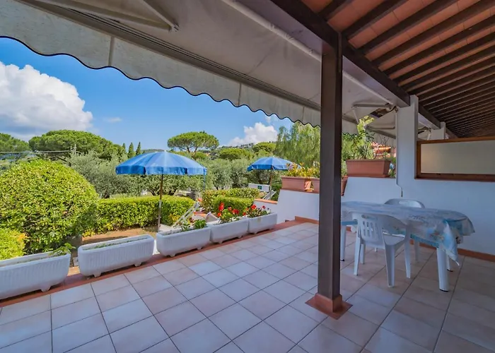 Baia Delle Grazie Aparthotel 4*