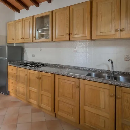 Baia Delle Grazie Ξενοδοχείο με διαμερίσματα 4*