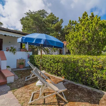 Baia Delle Grazie 4* Casa Morcone