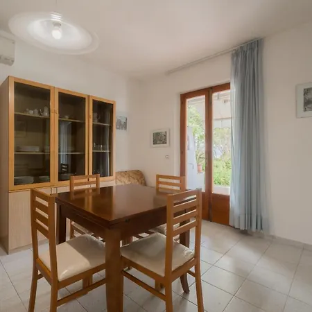 Baia Delle Grazie Apart Otel