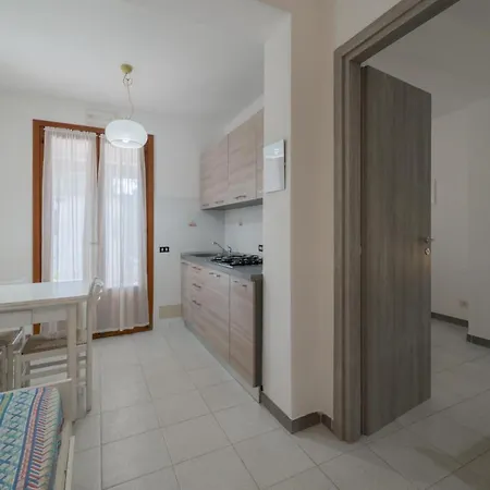 Ξενοδοχείο με διαμερίσματα Baia Delle Grazie