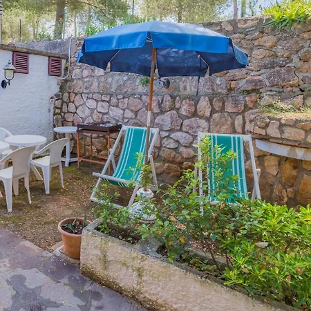 Ξενοδοχείο με διαμερίσματα Baia Delle Grazie Casa Morcone