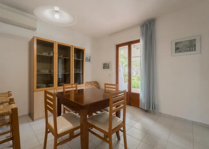 Baia Delle Grazie Апарт-отель