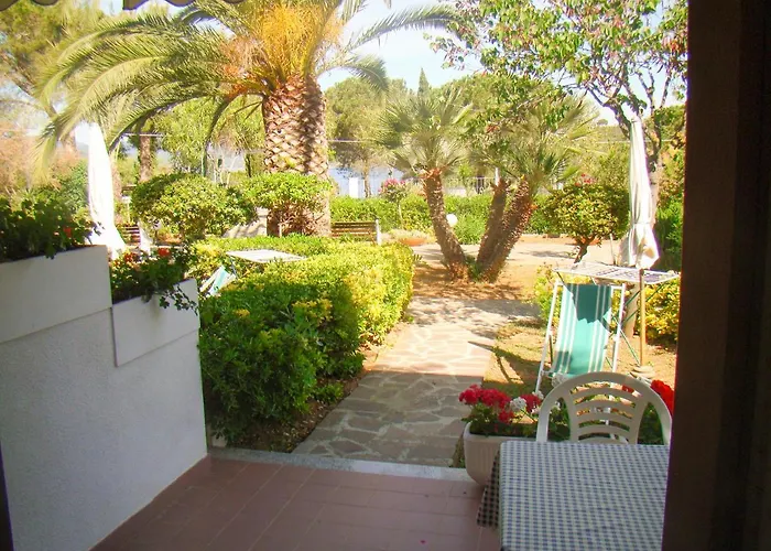 Апарт-отель Baia Delle Grazie