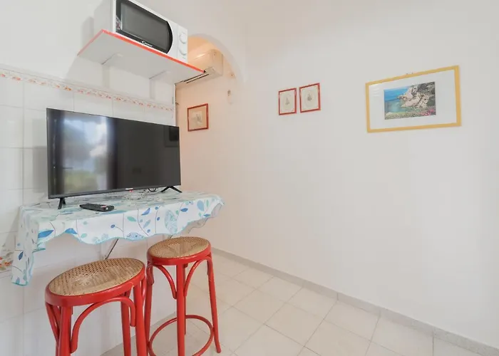 Baia Delle Grazie 4*