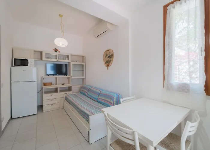 Baia Delle Grazie 4* Casa Morcone